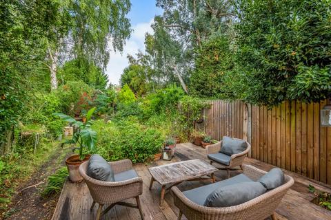 100 Kennel Ride, Ascot, SL5 7NW