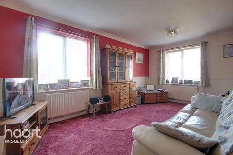 1 bedroom flat for sale, Redwing Drive, Wisbech