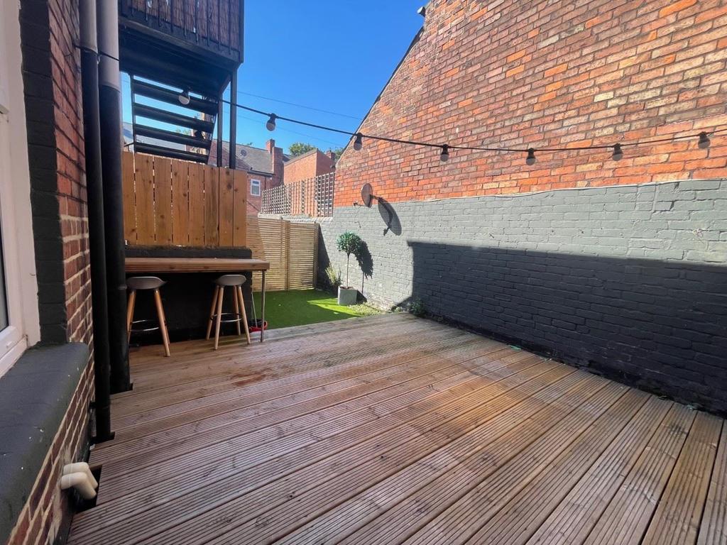 Balmoral Gardens, north shields... 2 bed ground floor flat £600 pcm