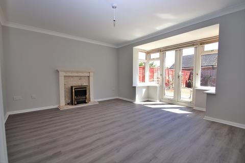 4 bedroom detached house to rent, Farrers Walk, Kingsnorth, Ashford
