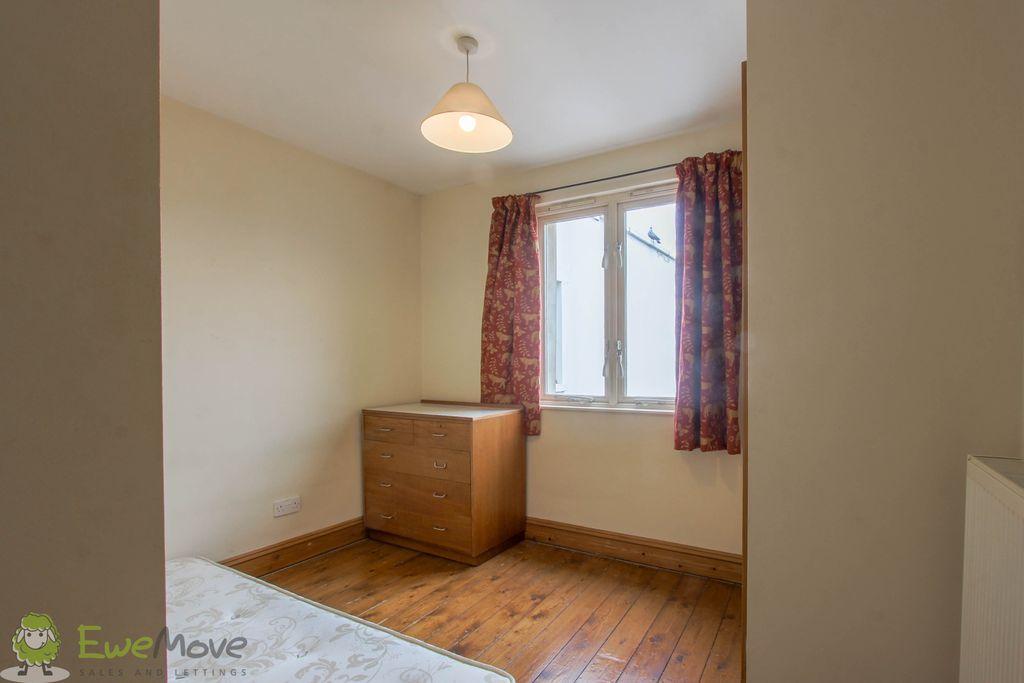 Bedroom 6 (Double)