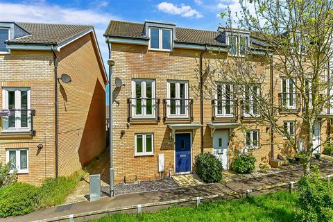 3 bedroom townhouse for sale, Cornflower Way, Minster On Sea, Kent