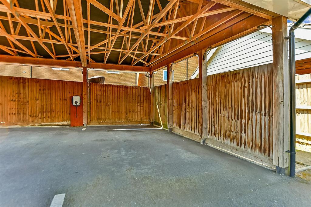 Carport/Parking