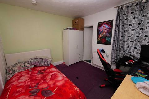 38 Hampton Road, Ipswich, IP1 4AP