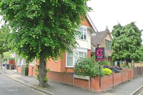 Studio to rent, 6 Grove Lane, Kingston upon Thames KT1