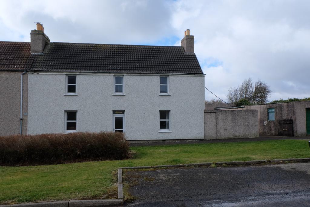 Oldbank House 3 bed semi-detached house - £89,000