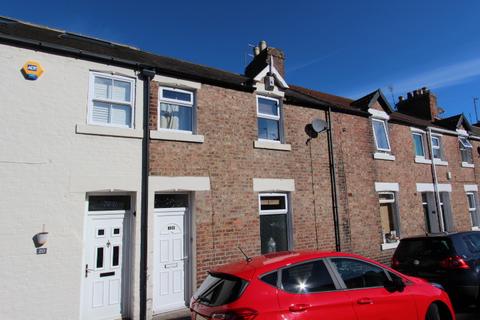 2 bedroom terraced house to rent, Duke Street, Whitley Bay.  NE26 3PP.