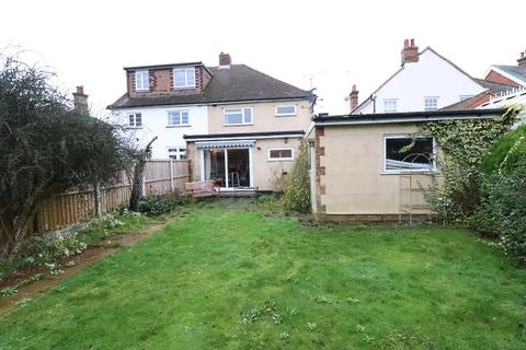 35 Cloverly Road, Ongar, CM5 9BX