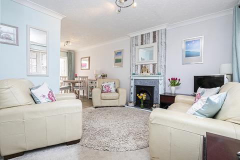 30 Fairbank Close, Ongar, CM5 9HX