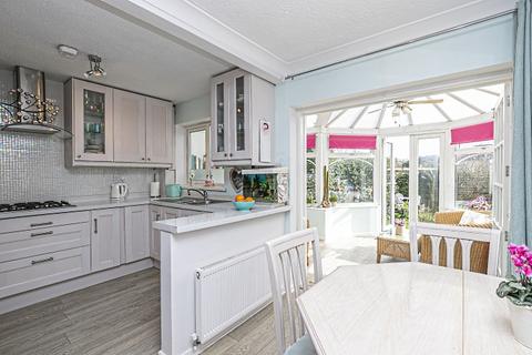 30 Fairbank Close, Ongar, CM5 9HX