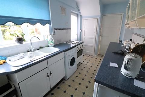 15 Green Glade, Theydon Bois, Epping, CM16 7LY