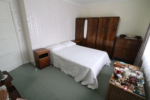 15 Green Glade, Theydon Bois, Epping, CM16 7LY