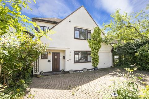 21 Silver Birch Avenue, North Weald, Epping, CM16 6LB
