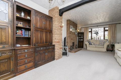 21 Silver Birch Avenue, North Weald, Epping, CM16 6LB