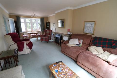 21 Great Lawn, Ongar, CM5 0AA