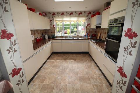 21 Great Lawn, Ongar, CM5 0AA