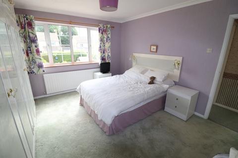21 Great Lawn, Ongar, CM5 0AA