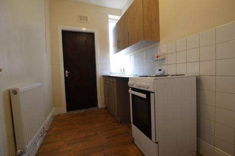 3 bedroom terraced house to rent, Wade Street, Sheffield