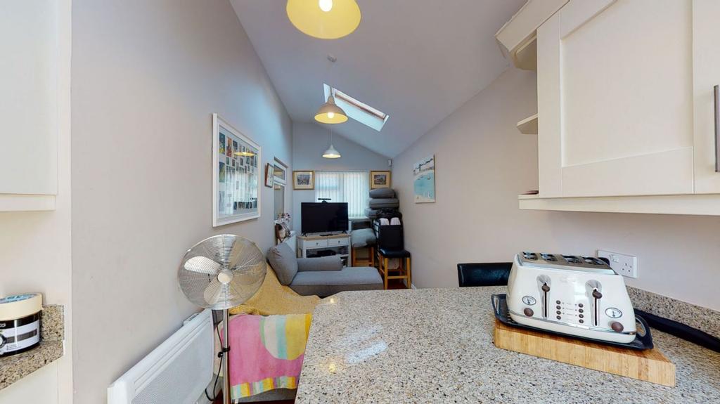 Kitchen/family room