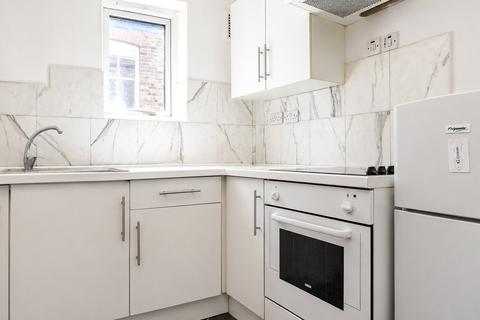 1 bedroom apartment to rent, Wolfington Road, London, SE27