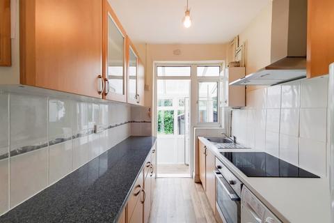 8 Bencroft Road, London, SW16 5BB