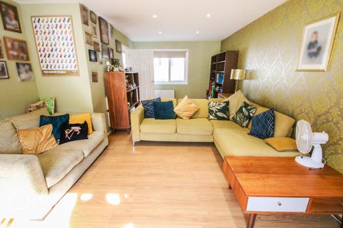 3 bedroom terraced house for sale - Walwyn Close, Bath BA2