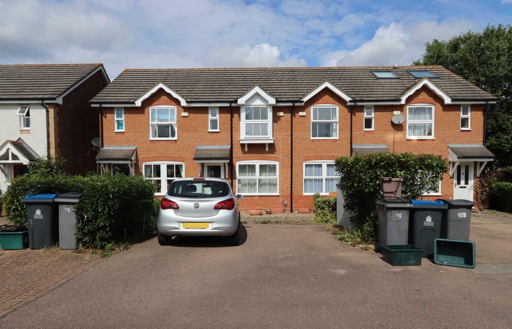 Yeovilton Place, Kingston Upon Thames 2 bed terraced house £1,800 pcm