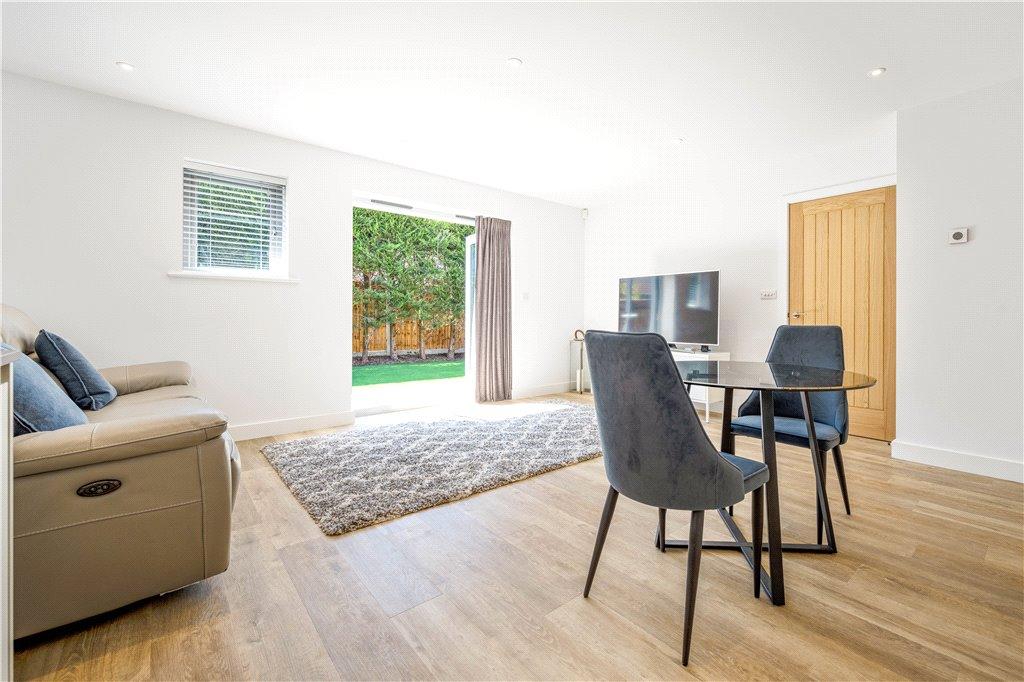 Horseshoe Drive, Romsey, Hampshire 2 bed terraced house for sale £395,000