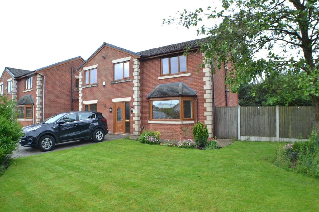 Evesham Road, Alkrington, Middleton... 5 bed detached house £550,000