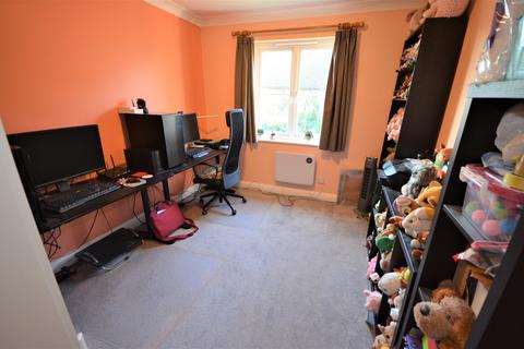 2 bedroom flat to rent, Wood Street, Town Centre, Kettering, NN16