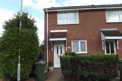 2 bedroom end of terrace house to rent, Tennyson Way, Thetford, IP24 1LD