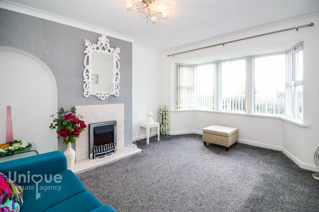 Princes Way, Fleetwood, FY7 3 bed semidetached house for sale £235,000