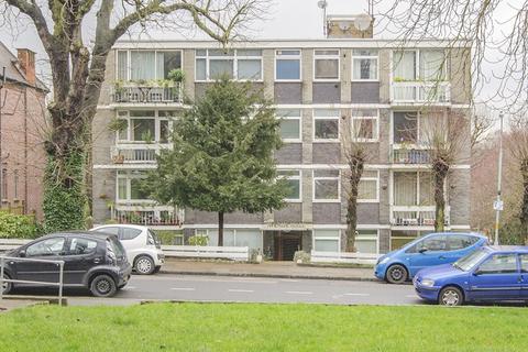 2 bedroom flat to rent, Avenue Hall, Avenue Road, Highgate, N6