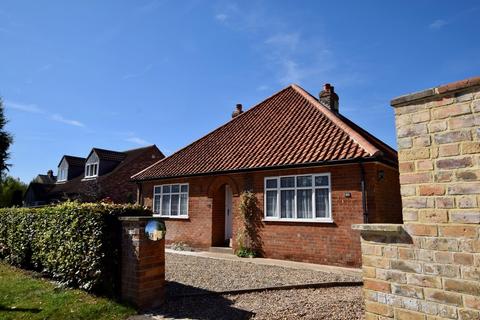 3 bedroom detached bungalow for sale, Garths End, Pocklington