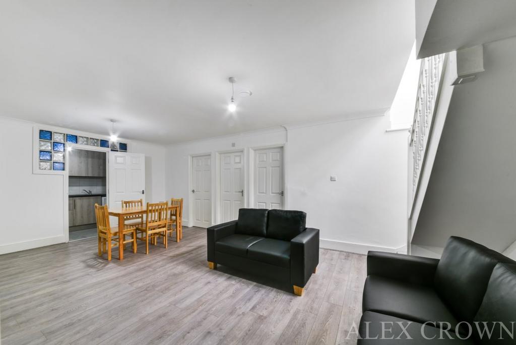 Apartment in London, Finsbury Park - View 2