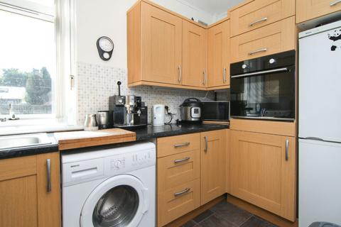59 Loganlea Place, Edinburgh, EH7 6PE
