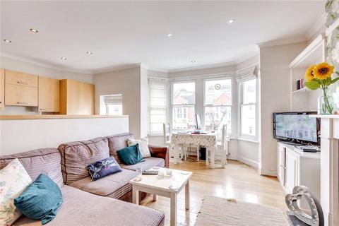 3 bedroom flat to rent - Southdean Gardens, Southfields, London