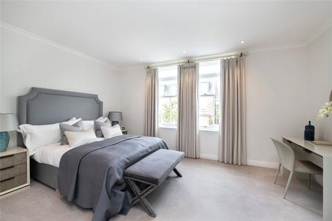 35 Barrons Chase, Richmond, TW10 5DA