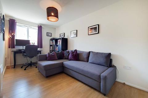 Flat 5, 29 Morrish Road, London, SW2 4ED