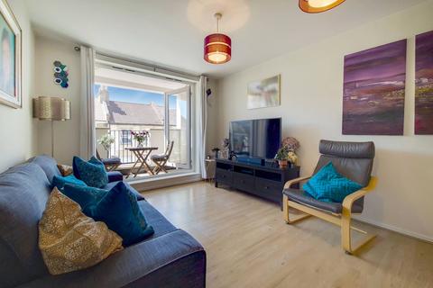 Flat 5, 29 Morrish Road, London, SW2 4ED