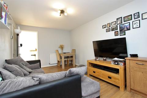 5 Lofthouse Place, Chessington, KT9 2GW