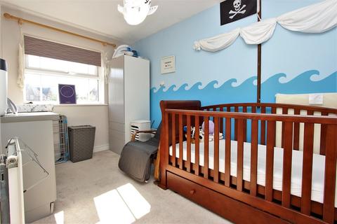 5 Lofthouse Place, Chessington, KT9 2GW