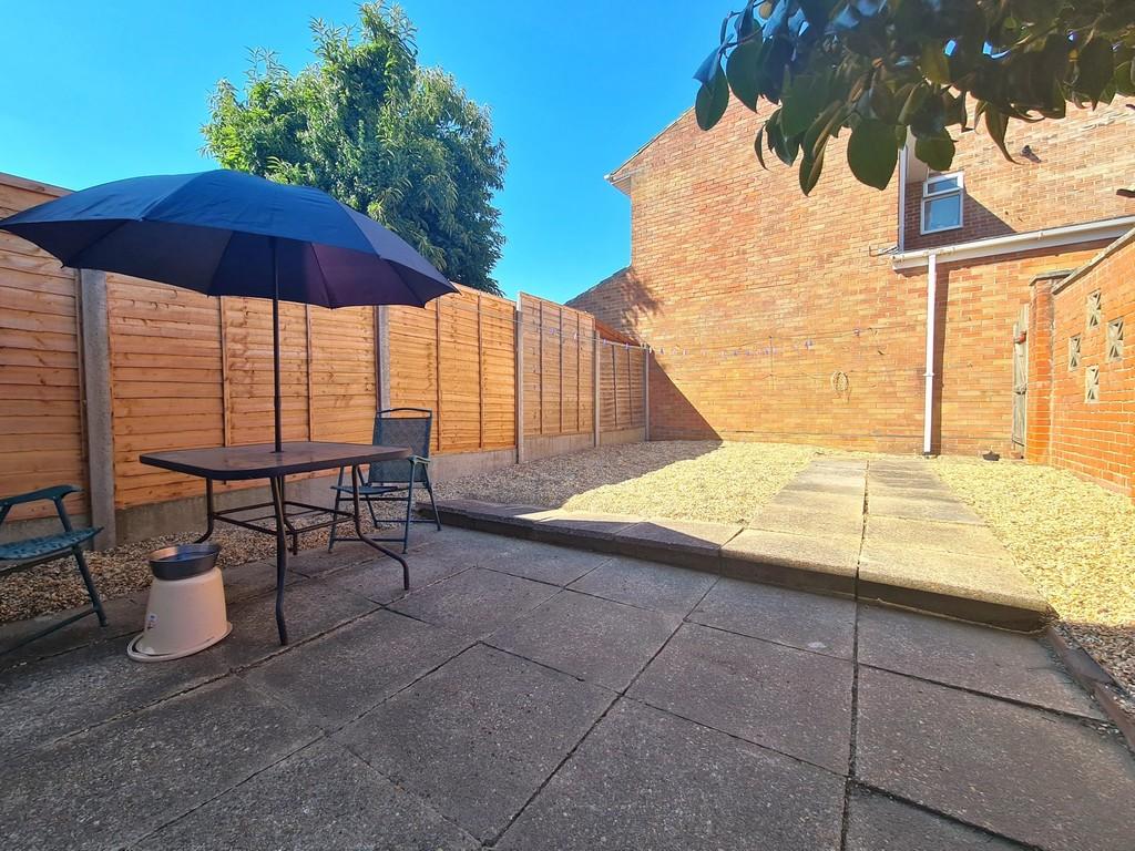 Lower Swanwick Road, Swanwick 3 bed terraced house £299,999