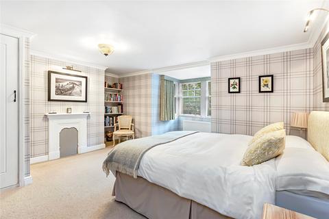 Acorn Lodge Albany Walk, Ilkley, LS29 9LZ