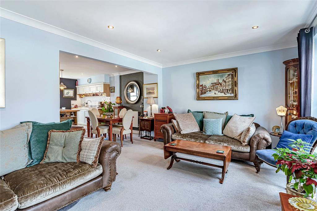 Ron Lawton Crescent, Burley in Wharfedale, Ilkley, West Yorkshire, LS29