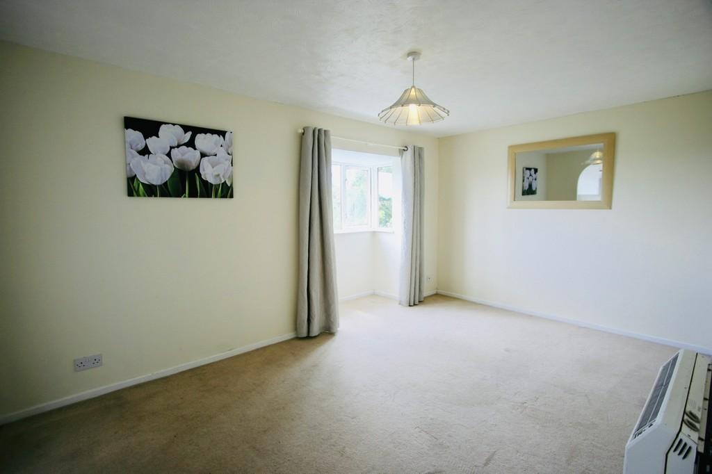 College Dean Close, Derriford, Plymouth 1 bed flat £125,000