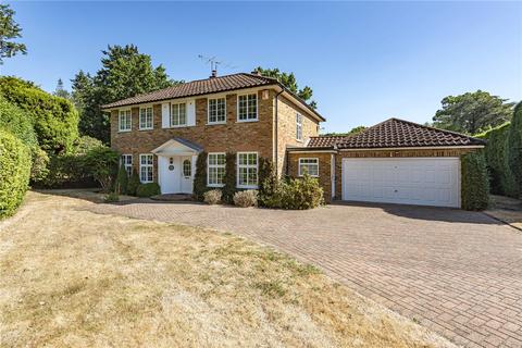 11 Greenways Drive, Ascot, SL5 9QS