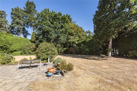 11 Greenways Drive, Ascot, SL5 9QS