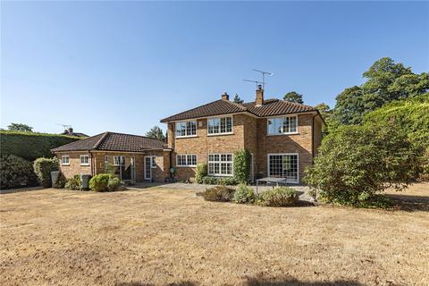 11 Greenways Drive, Ascot, SL5 9QS