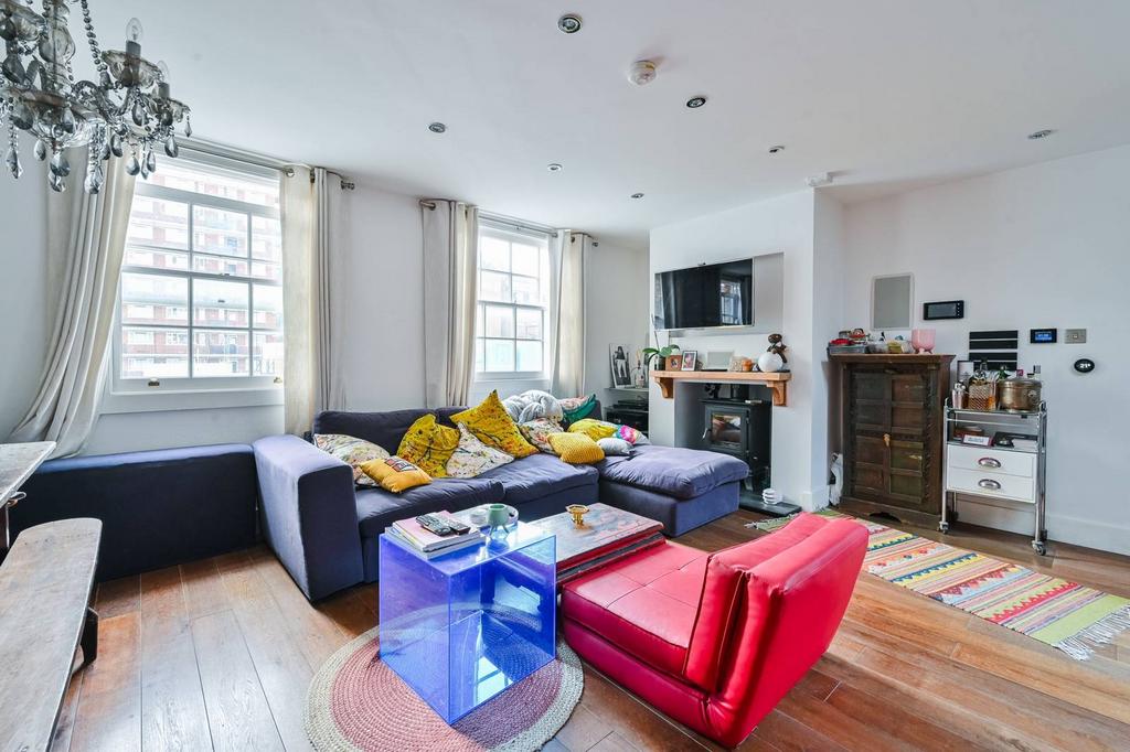 Barbon Close, Bloomsbury, London, WC1N 4 bed house for sale £1,650,000